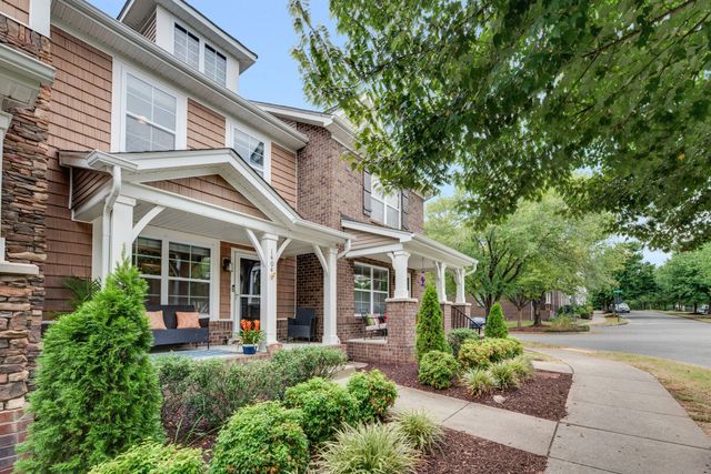 1404 Riverbrook Dr, Hermitage, TN 37076