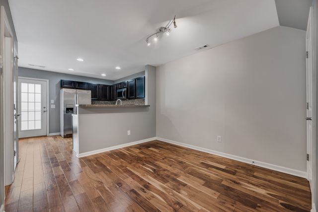 1404 Riverbrook Dr, Hermitage, TN 37076