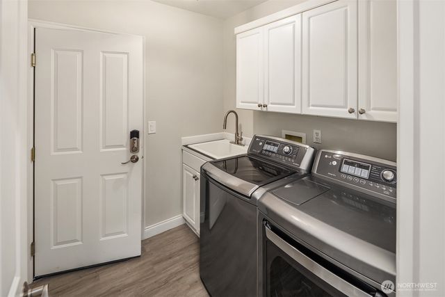 24865 NE 2nd Court, Sammamish, WA 98074