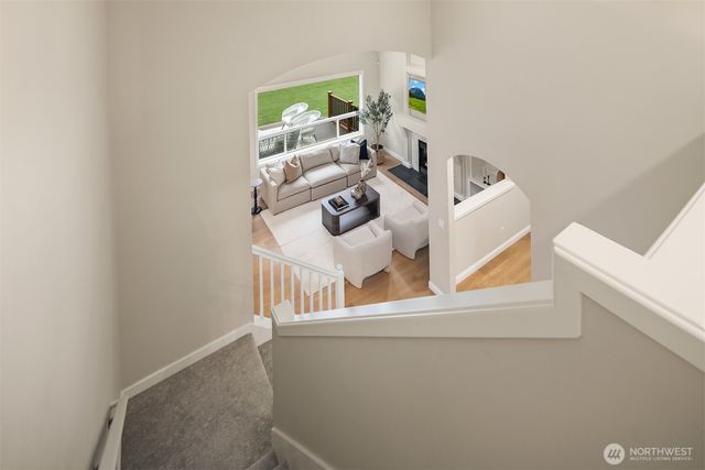 24865 NE 2nd Court, Sammamish, WA 98074