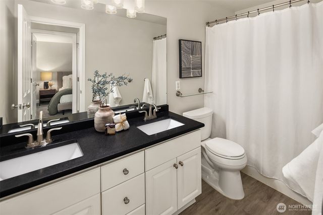 24865 NE 2nd Court, Sammamish, WA 98074