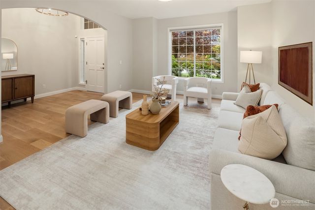 24865 NE 2nd Court, Sammamish, WA 98074