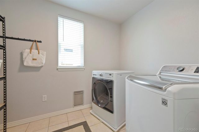 9102 White Pelican Way, Littleton, CO 80126