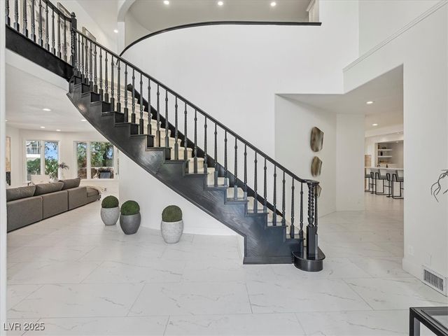 21 Sawgrass Court, Las Vegas, NV 89113