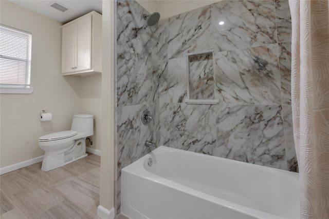 224 Plainview Drive, Hurst, TX 76054