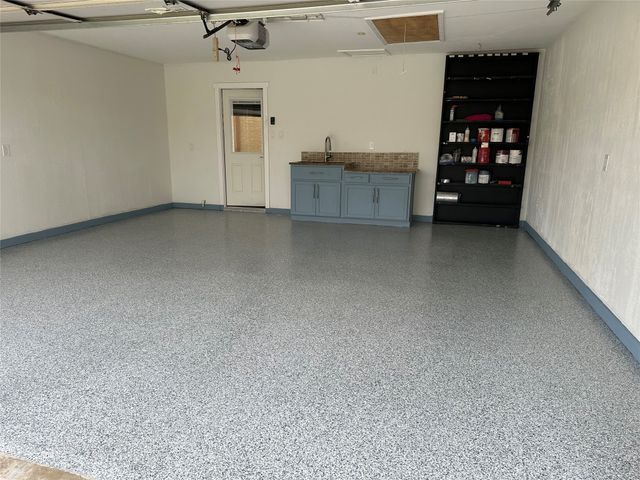 224 Plainview Drive, Hurst, TX 76054