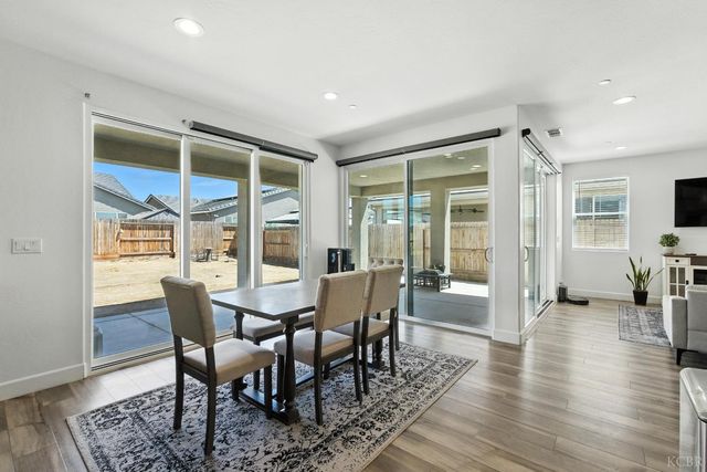 2604 Chianti Way, Hanford, CA 93230