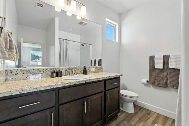 2604 Chianti Way, Hanford, CA 93230