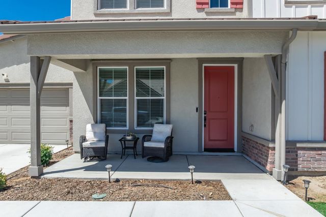 2604 Chianti Way, Hanford, CA 93230