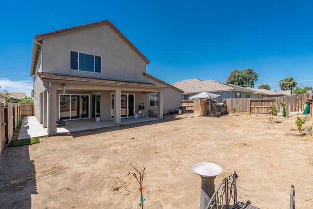 2604 Chianti Way, Hanford, CA 93230