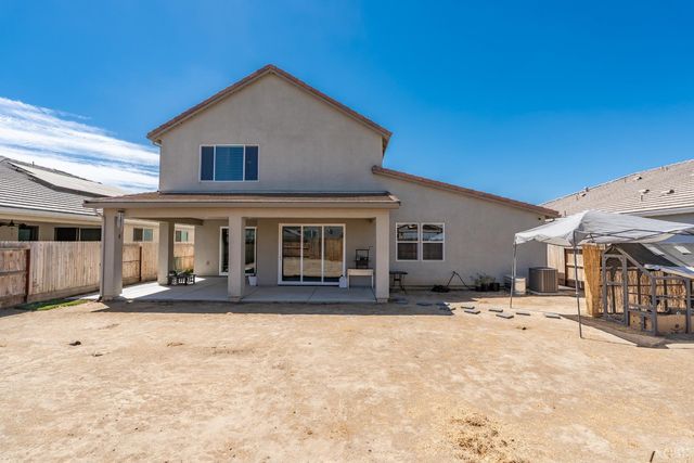 2604 Chianti Way, Hanford, CA 93230