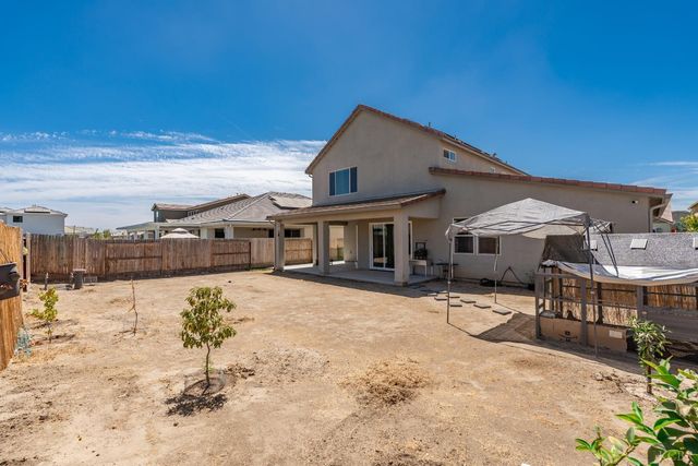 2604 Chianti Way, Hanford, CA 93230
