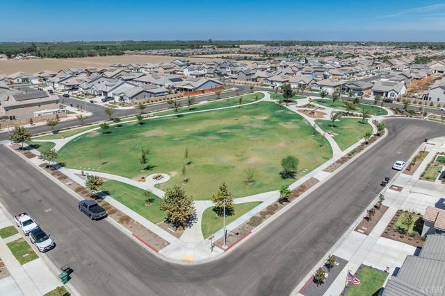 2604 Chianti Way, Hanford, CA 93230