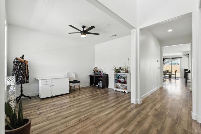 2604 Chianti Way, Hanford, CA 93230