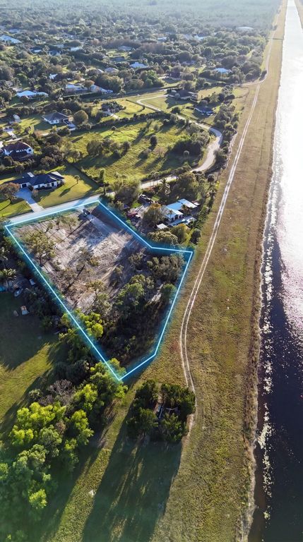 0000 169th Place N, Palm Beach Gardens, FL 33418