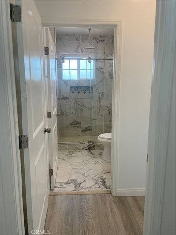 16023 Wyandotte Street, Lake Balboa, CA 91406
