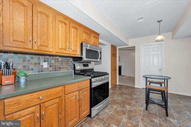 17116 CHISWELL RD, Poolesville, MD 20837