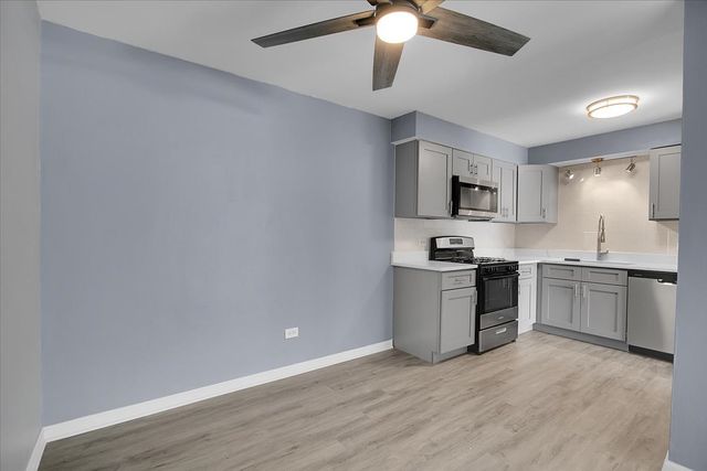 10310 Ridgeland Avenue 208, Chicago Ridge, IL 60415
