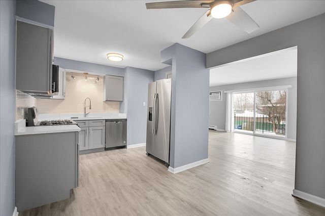10310 Ridgeland Avenue 208, Chicago Ridge, IL 60415