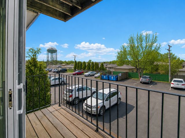 10310 Ridgeland Avenue 208, Chicago Ridge, IL 60415