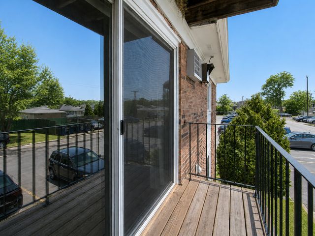 10310 Ridgeland Avenue 208, Chicago Ridge, IL 60415