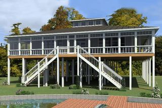 8050 Treasure Drive, Oriental, NC 28571