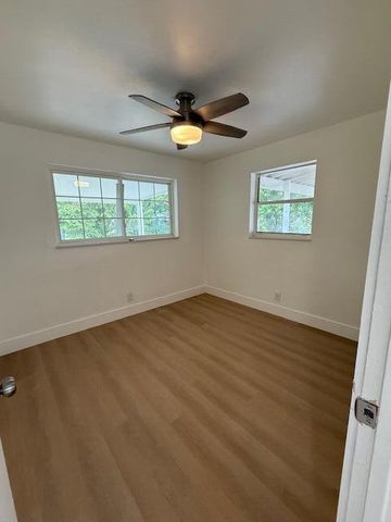 4877 Caribbean Boulevard S, West Palm Beach, FL 33407