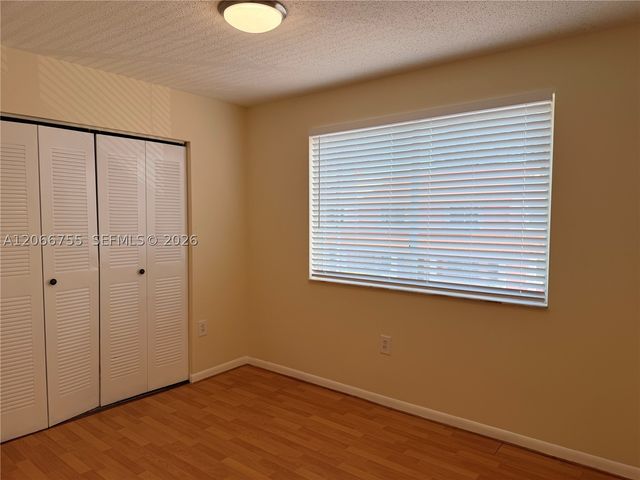8019 Lake Dr 202, Doral, FL 33166
