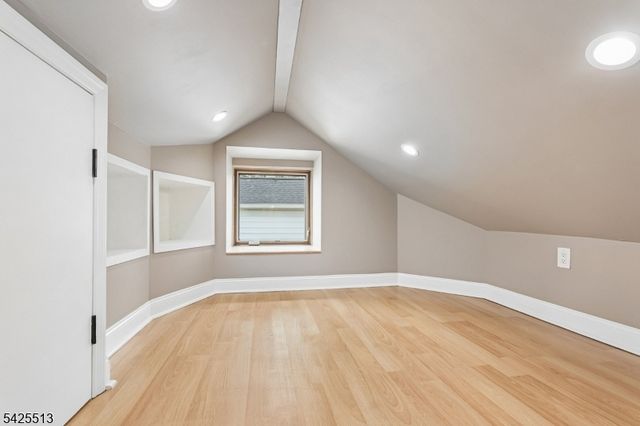 57 Sherwood Rd, Springfield Twp., NJ 07081