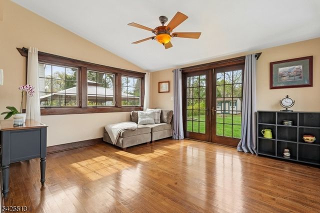 57 Sherwood Rd, Springfield Twp., NJ 07081