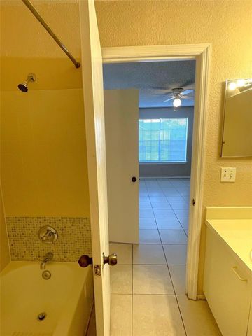 2550 N ALAFAYA TRAIL 4302, Orlando, FL 32826