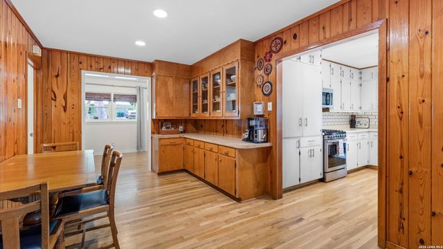 546 PARKVIEW BLVD, New Braunfels, TX 78130