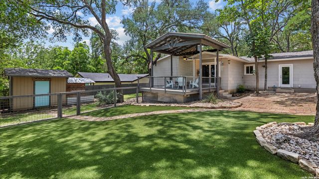 546 PARKVIEW BLVD, New Braunfels, TX 78130