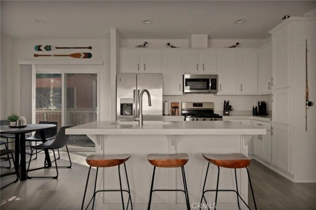 27500 St Hwy 189, Lake Arrowhead, CA 92352