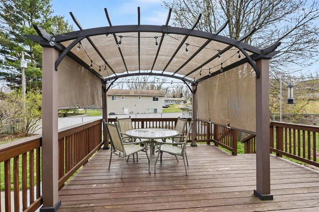 2956 W John Beers Road, Stevensville, MI 49127