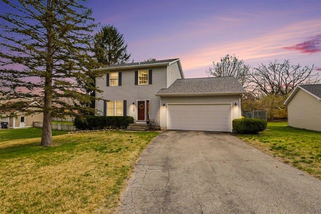 2956 W John Beers Road, Stevensville, MI 49127