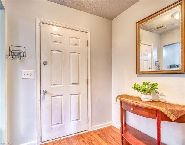 5310 Palmer LN, Williamsburg, VA 23185