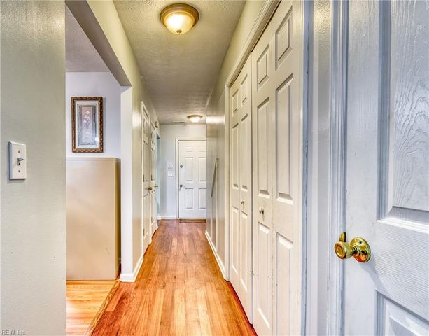 5310 Palmer LN, Williamsburg, VA 23185