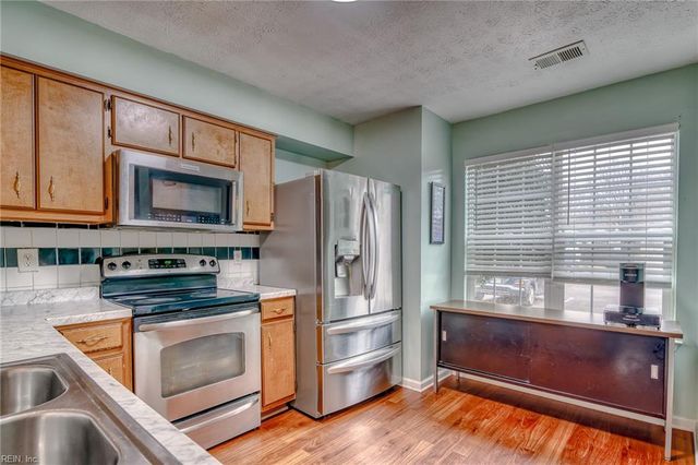 5310 Palmer LN, Williamsburg, VA 23185