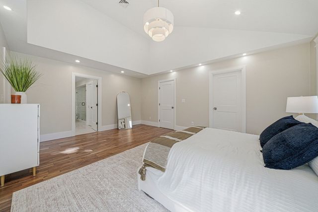 62 Claybrook Road, Dover, MA 02030