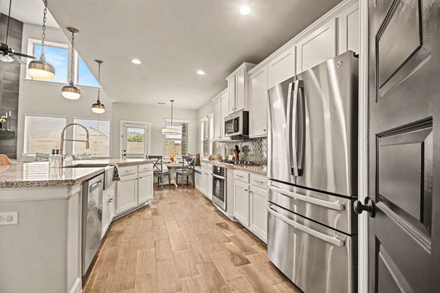 6310 Firewood Drive, League City, TX 77573