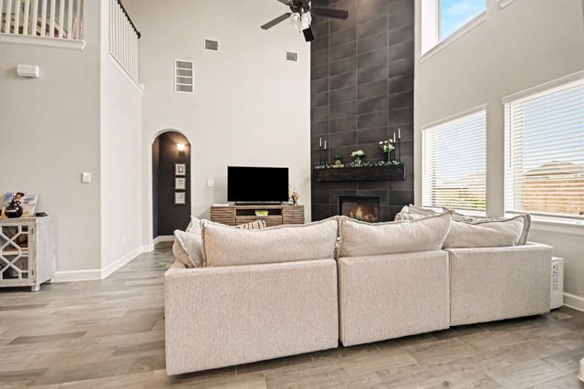 6310 Firewood Drive, League City, TX 77573