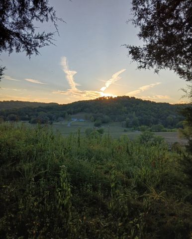 1 Cedar Bluff Road, Lafayette, TN 37083