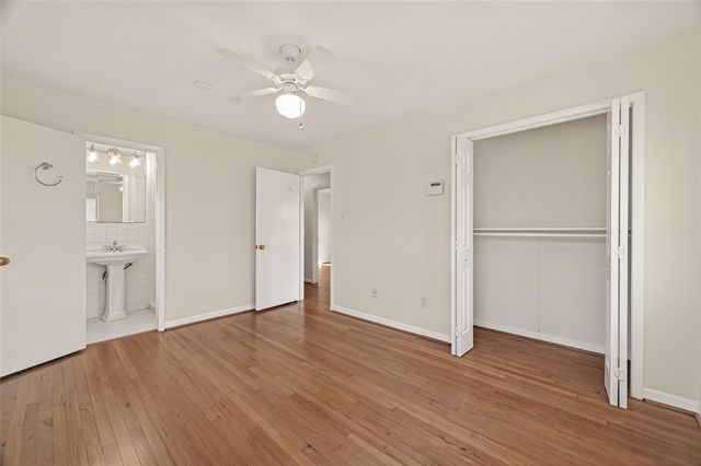 1835 Seaspray Court, Houston, TX 77008