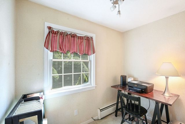 9 Faunce Mountain Rd, Sandwich, MA 02563