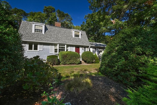 9 Faunce Mountain Rd, Sandwich, MA 02563