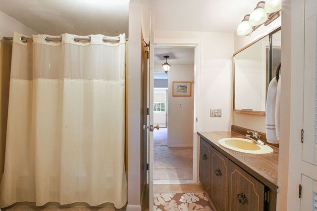 9 Faunce Mountain Rd, Sandwich, MA 02563