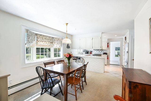 9 Faunce Mountain Rd, Sandwich, MA 02563