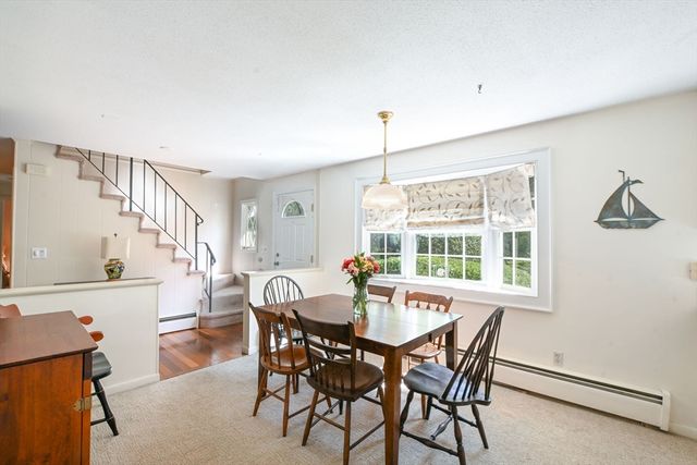 9 Faunce Mountain Rd, Sandwich, MA 02563