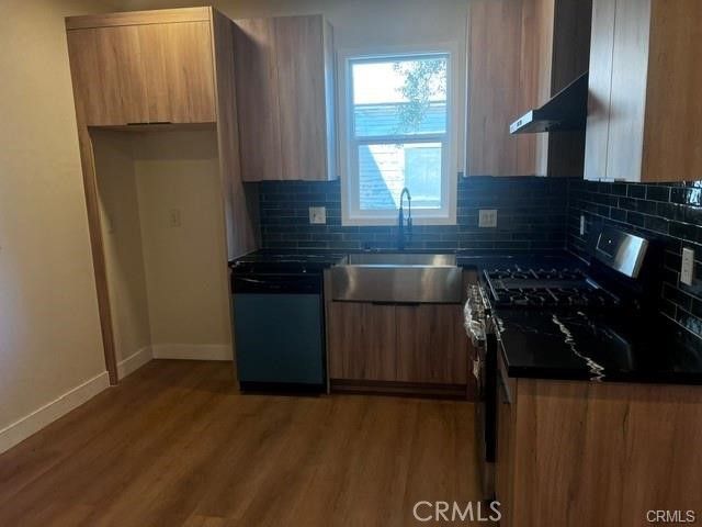 2046 Walnut Avenue, La Verne, CA 91750